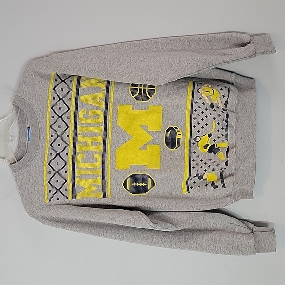 University of Michigan Champion Eco Fleece Crew neck Holiday Sweatshirt small - Picture 1 of 5